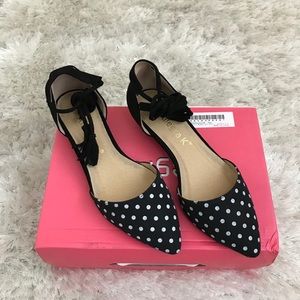 Allegra K polka dot flats
